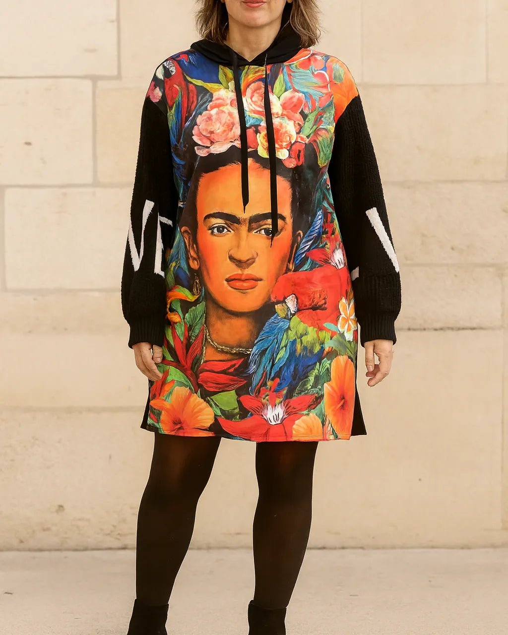 Robe-sweat Frida à capuche et manches Love
