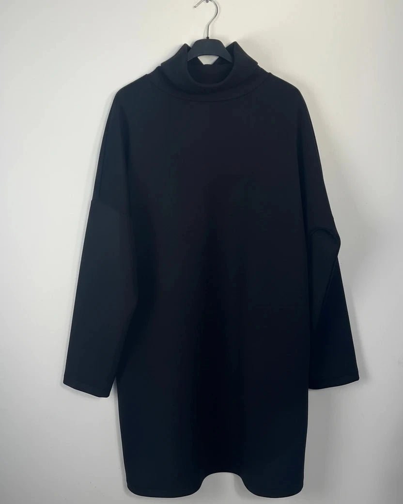Sweat long oversize LOVE pour femme coupe confortable vue dos