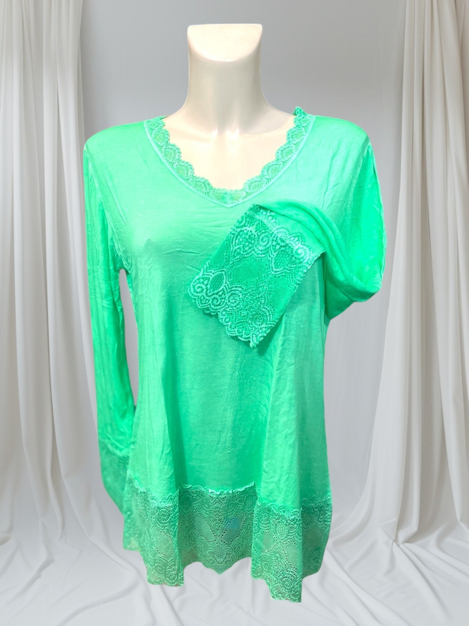 Rouleau Sous pull Dentelle Col V - Mam’s Ailes