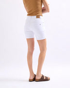 Dos du short Karostar blanc avec deux poches