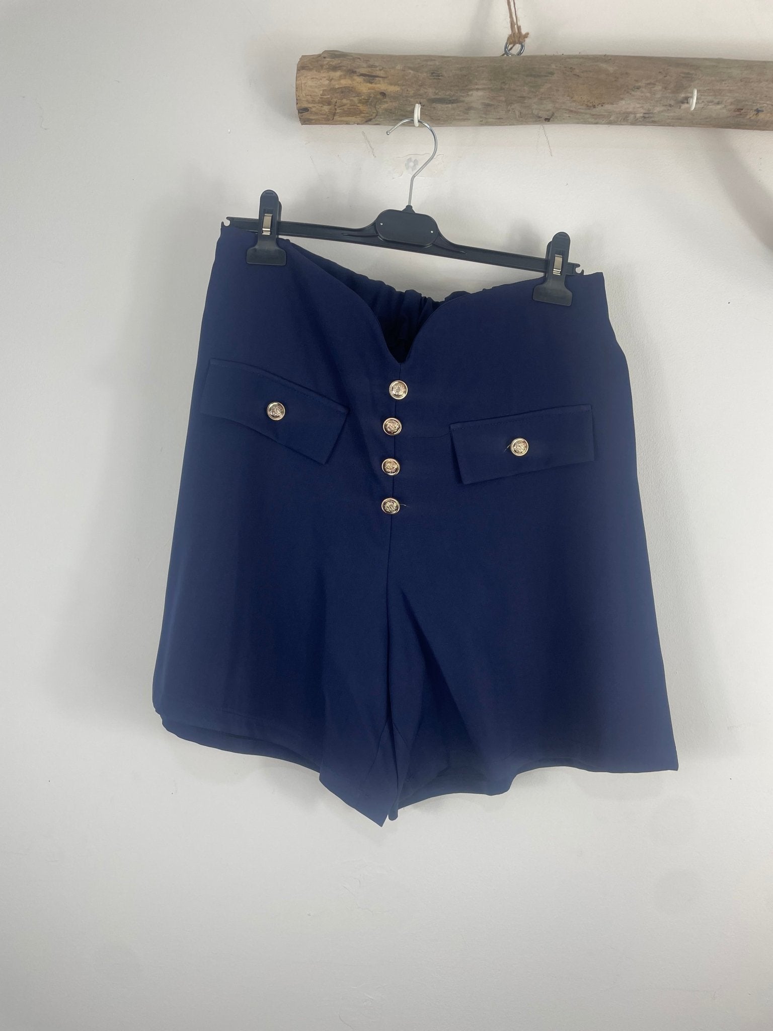 Short Lora - Boutons Dorés