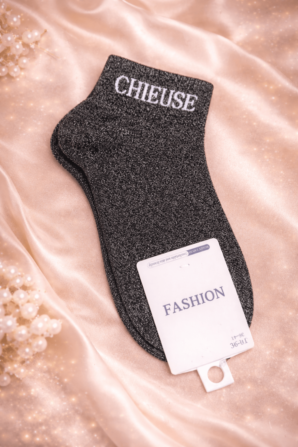 Socquette Chieuse noire pailletée avec inscription blanche