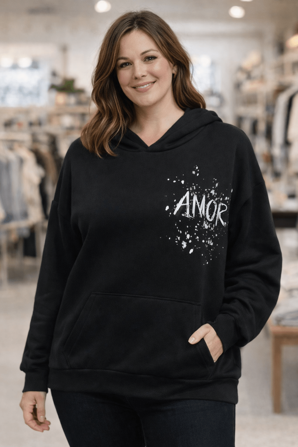 Sweat AMOR noir à capuche, vue de dos