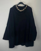 Sweat femme coupe large cœur strass et capuche léopard vue de dos