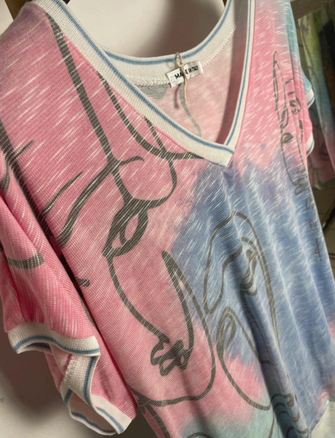 T-shirt Fluide Artistique – Coupe Ample 36/46 - Mam’s AilesBleu ciel