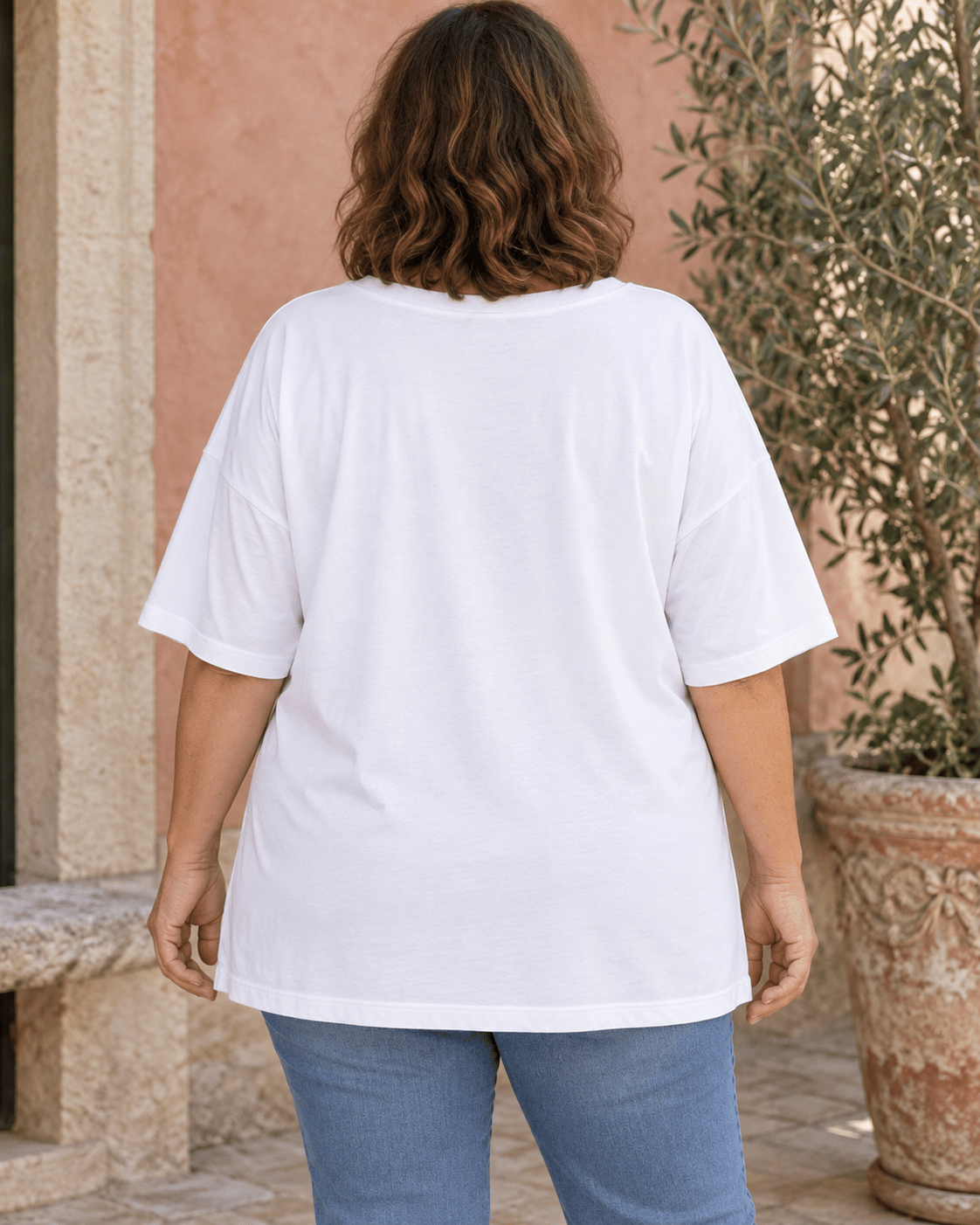 Dos uni du T-shirt Lapin Cœur blanc porté, manches courtes et coupe ample
