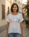 T-shirt blanc femme en voile de coton avec poissons argentés et colorés, vue de face
