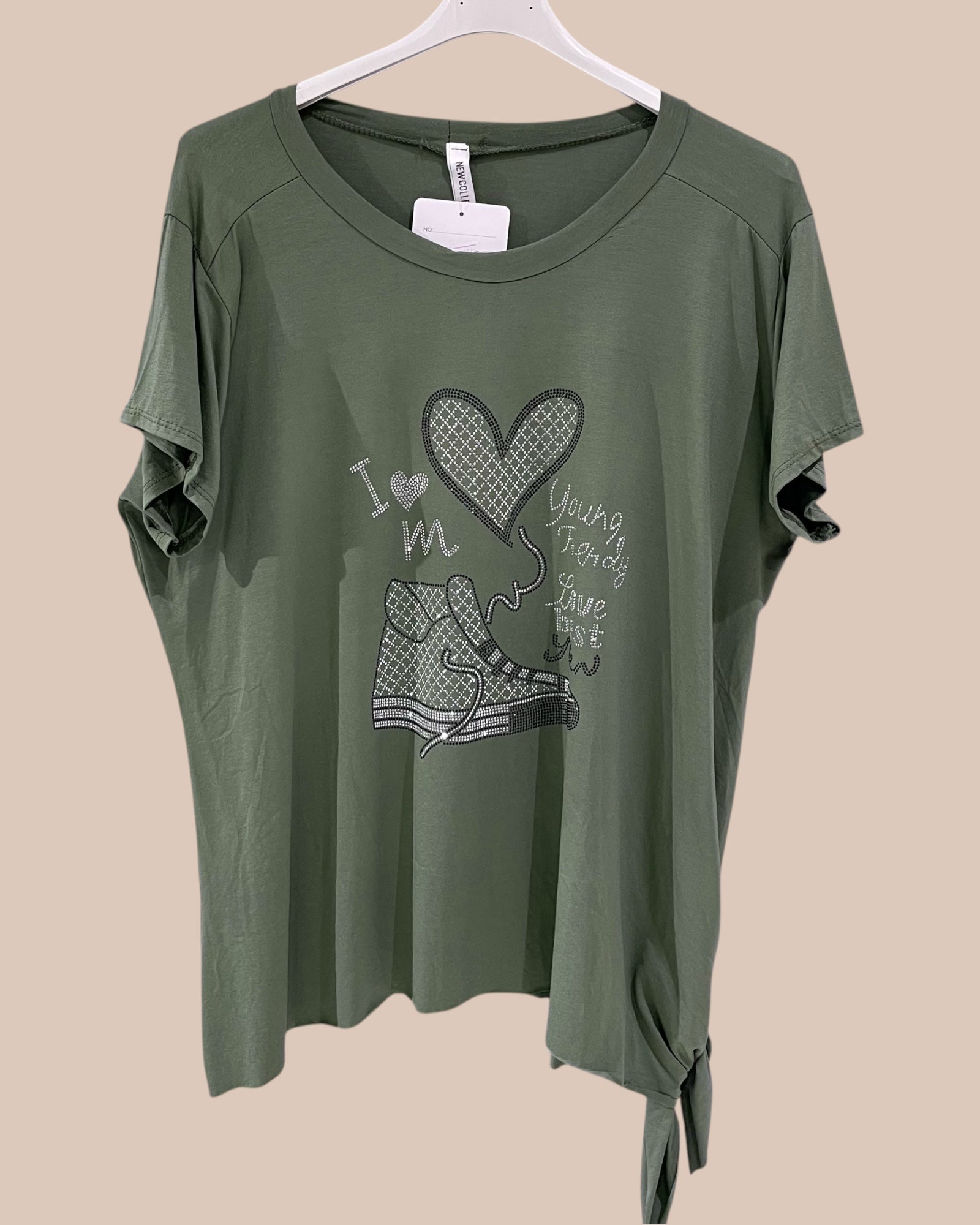 T-shirt "Young & Trendy Love Best" en Strass - Mam’s Ailes