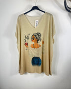 Tee-shirt Luma femme en lurex irisé doré avec imprimé femme Just sur le devant, coupe ample, vue de face