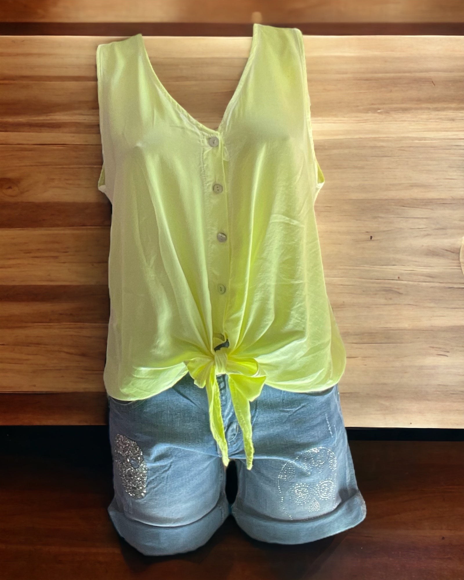 Top Fluo Sans Manche – Audace & Énergie - Mam’s Ailes