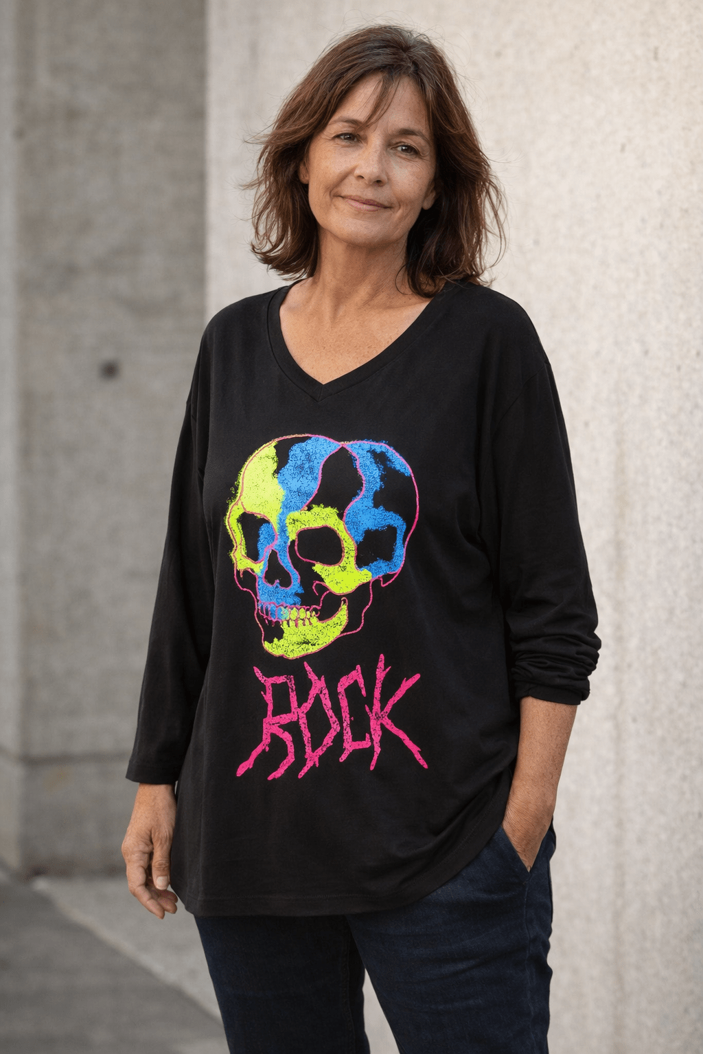 T-shirt Rock Skull noir à manches longues, vue portée
