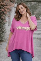 T-shirt Vintage fuchsia loose, vue portée