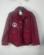 Veste Badges bordeaux avec poches, vue de face