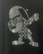 Détail Snoopy dab strass au dos veste, motif fun original
