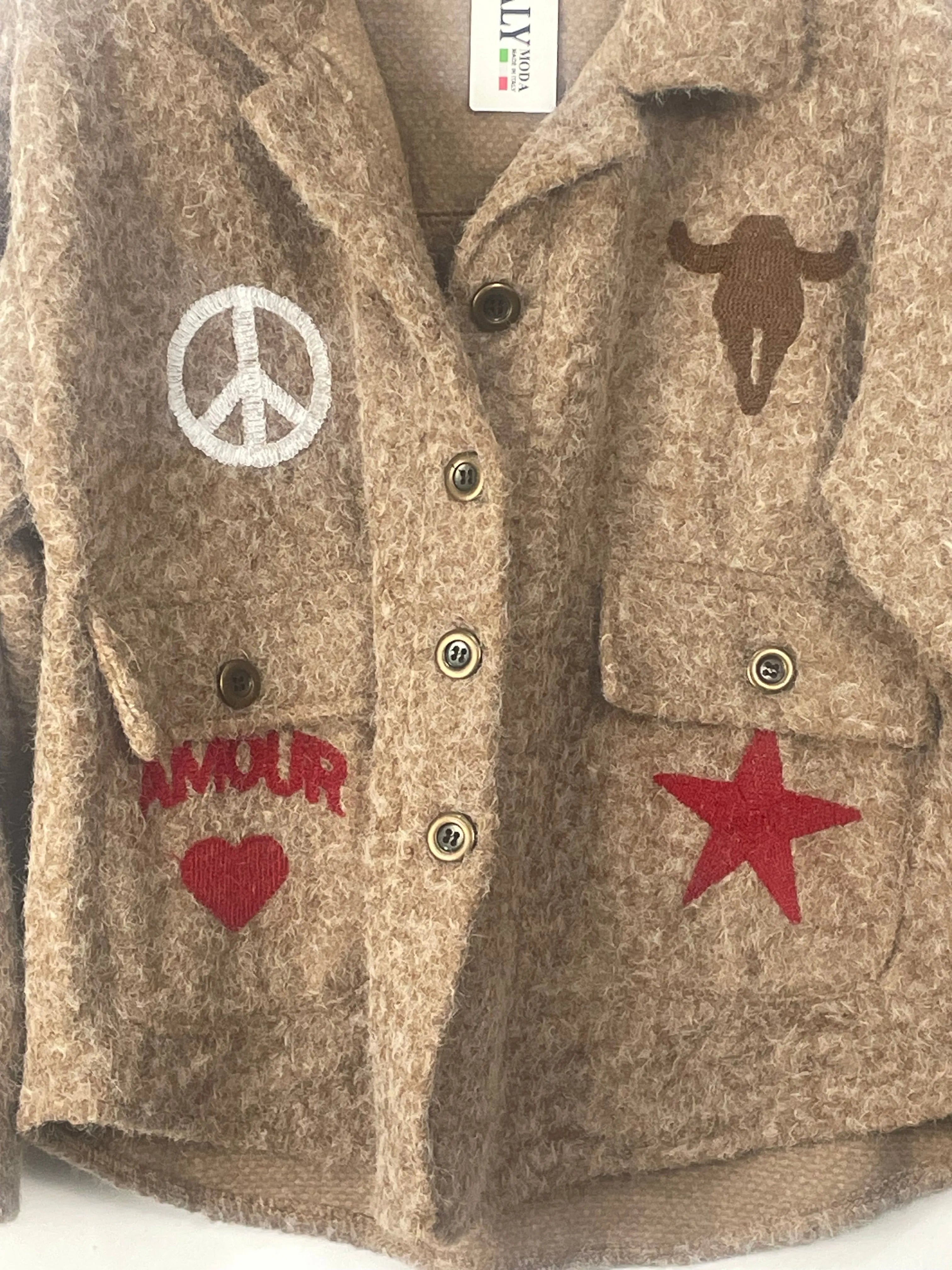 Veste coupe courte avec poches et badges detail camel