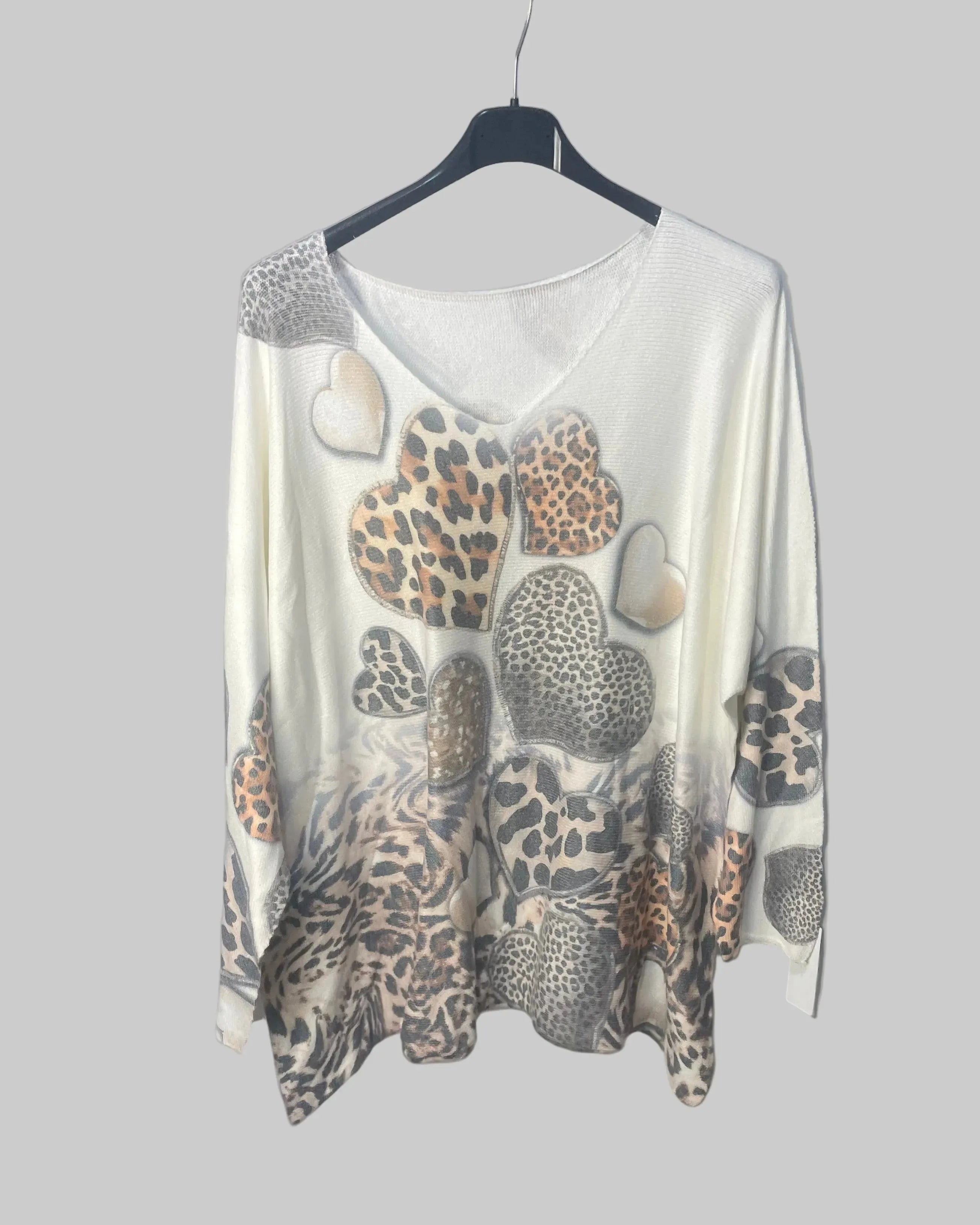 Pull grande taille Wild Heart motif cœurs léopard – Mam’s Ailes