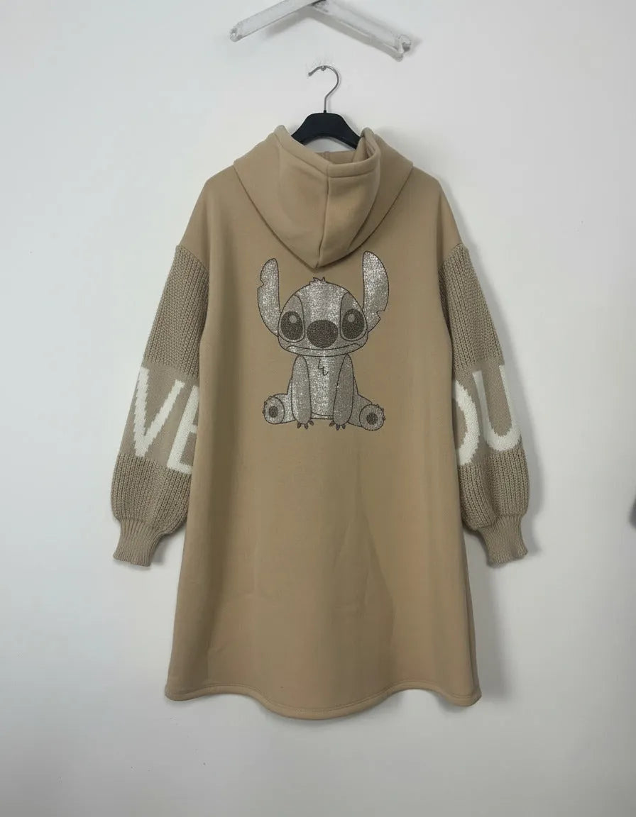 Sweat coat camel avec motif Stitch et manches laine inscription LOVE