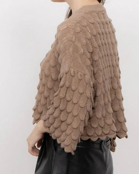 Manches évasées pull Élise femme – maille relief