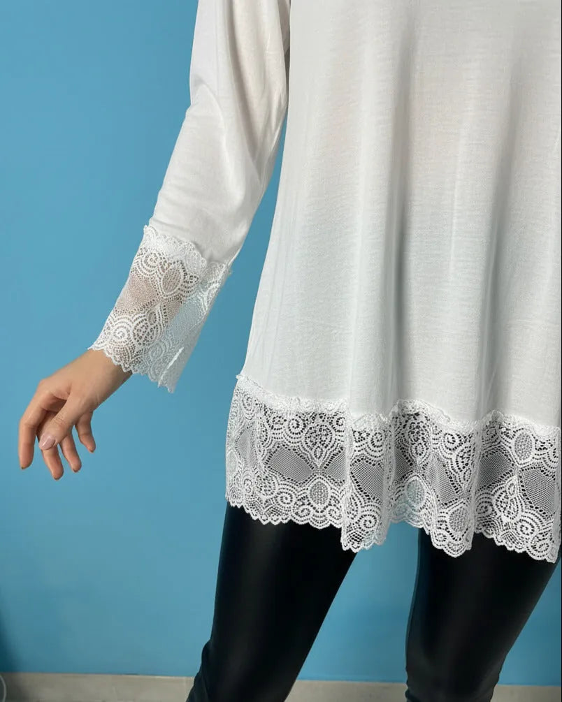Finition dentelle manche, haut femme grande taille