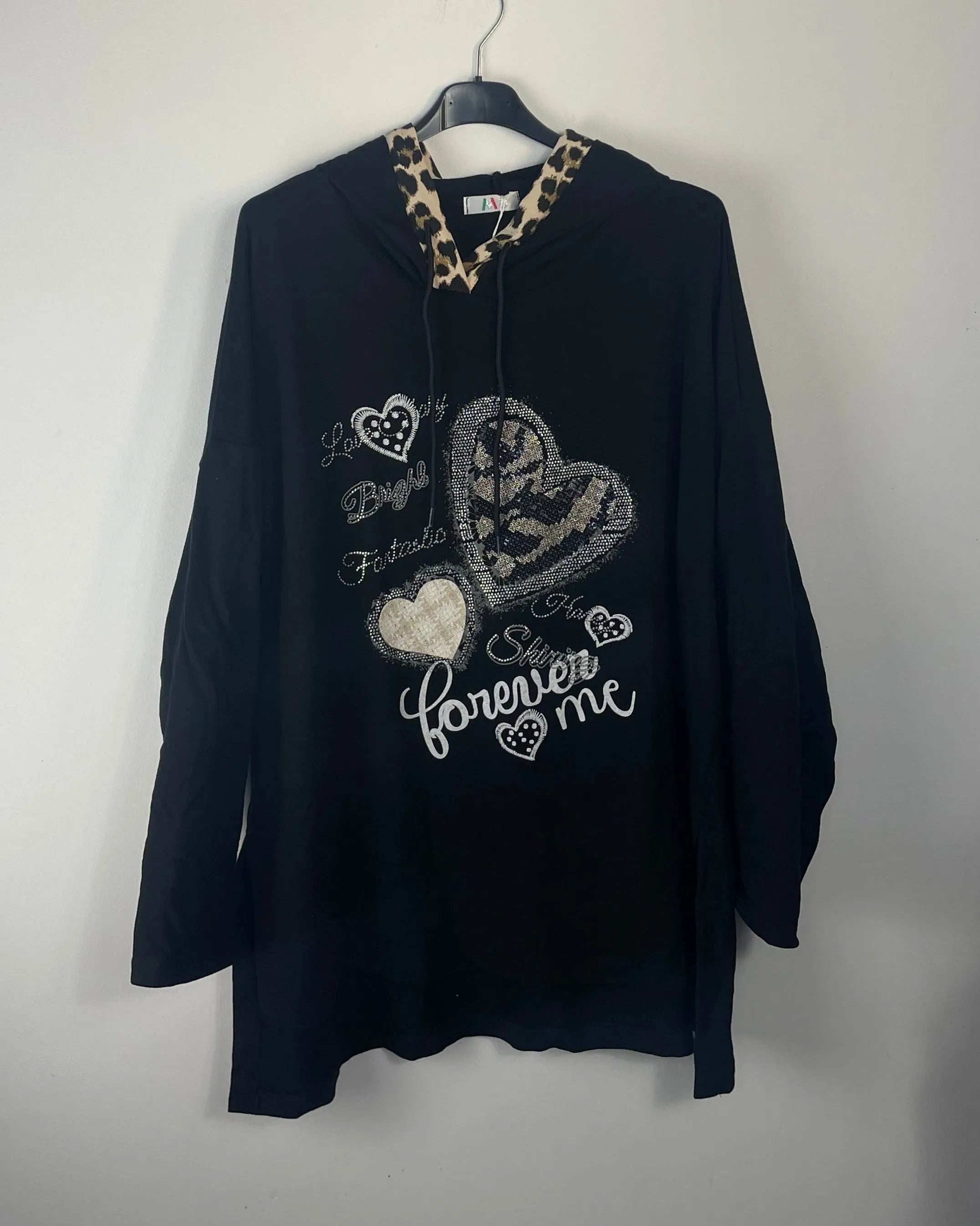 Sweat noir femme coupe large cœur strass et capuche léopard