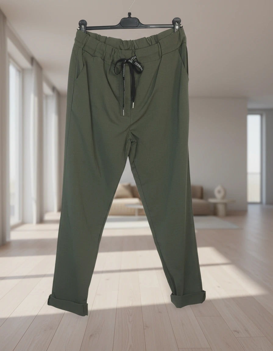 pantalon style sport chic femme kaki