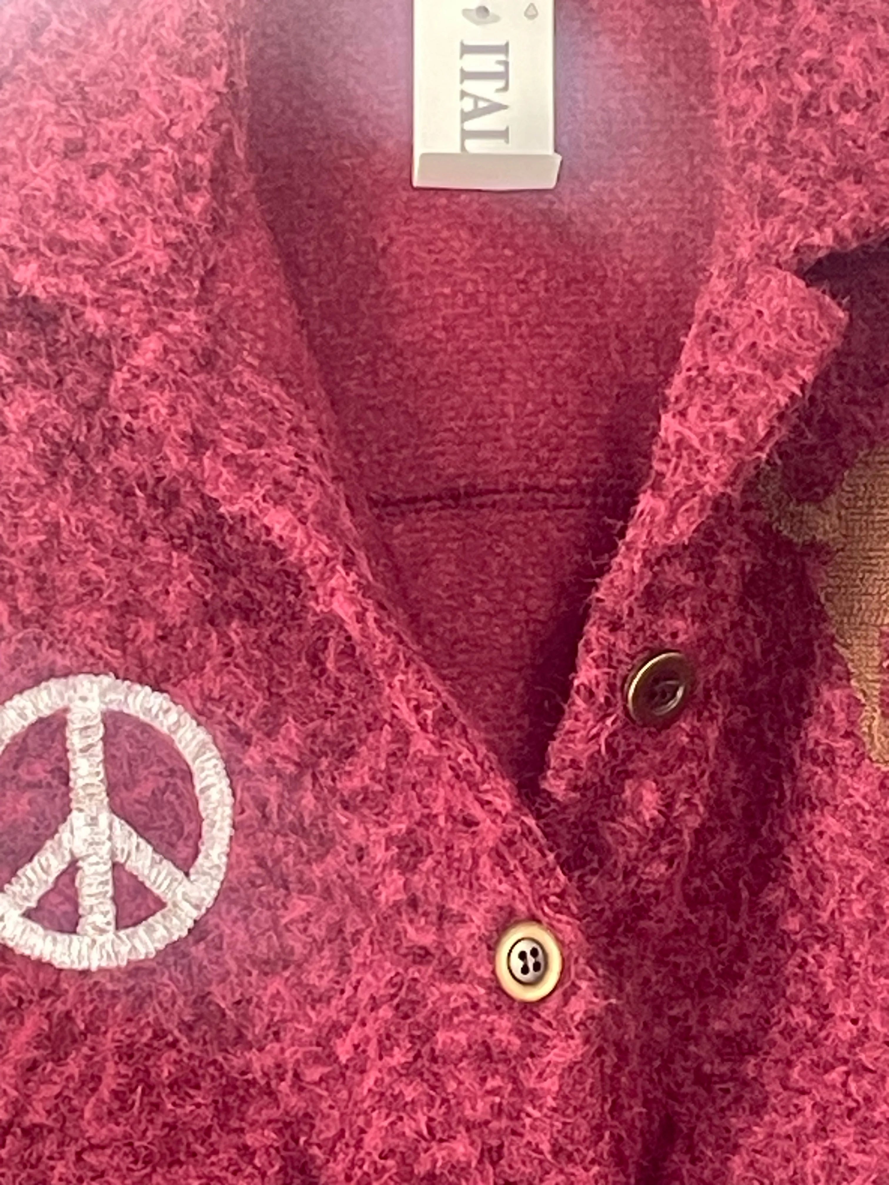 detail de la veste bordeaux 